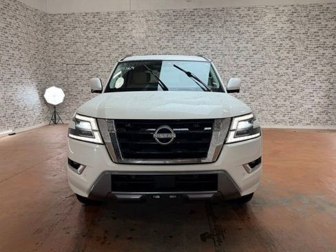 Used 2023 Nissan Armada SL w/ Captain's Chairs Package RWD image 2