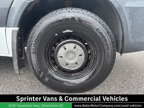 Used 2016 Mercedes-Benz Sprinter 2500 image 10