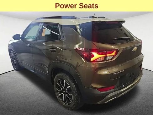 Used 2022 Chevrolet TrailBlazer ACTIV w/ Sun and Liftgate Package image 8