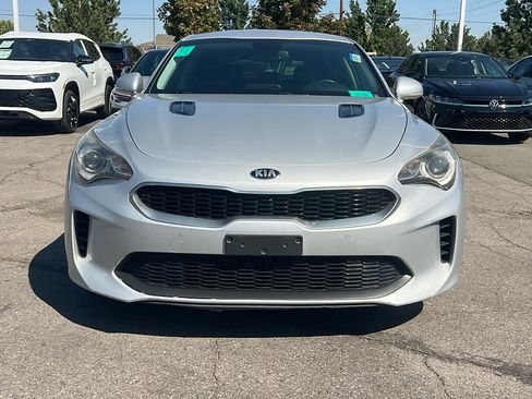 Used 2018 Kia Stinger AWD/4WD image 2