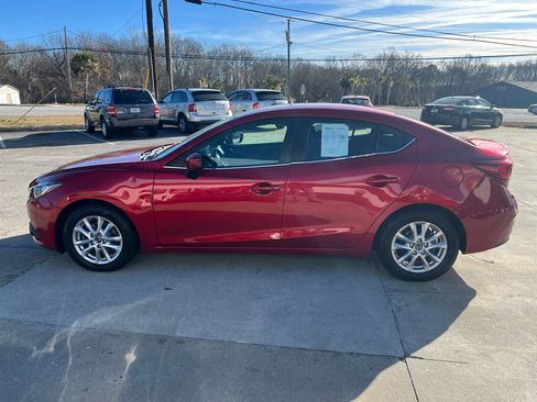 Used 2015 MAZDA MAZDA3 i Touring image 3