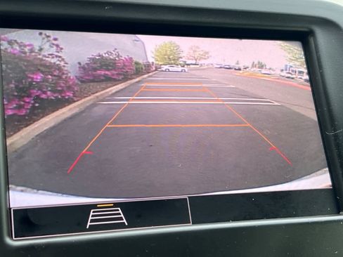 Used 2024 Chevrolet Equinox LT image 21