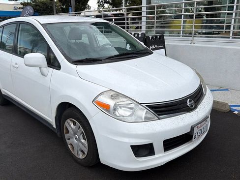 Used 2012 Nissan Versa 1.8 S w/ Plus Pkg FWD image 2