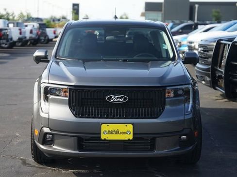 Used 2025 Ford Maverick Lobo AWD/4WD image 3