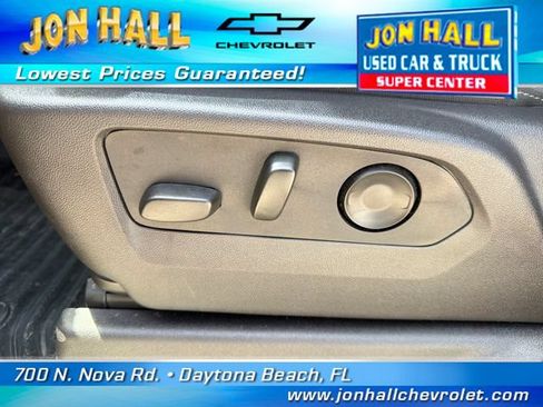 Used 2024 Chevrolet Silverado 1500 Custom w/ Turbomax Blackout Package RWD image 20