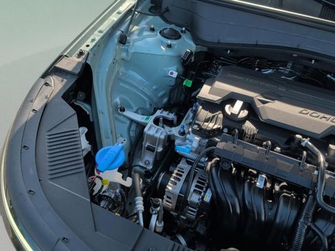 New 2026 Hyundai Kona SE image 32