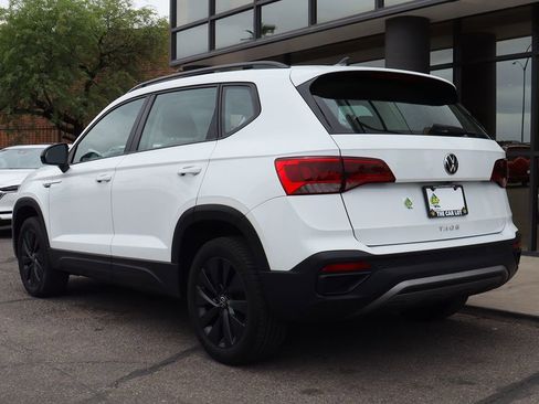 Used 2022 Volkswagen Taos S w/ IQ Drive S Package image 9