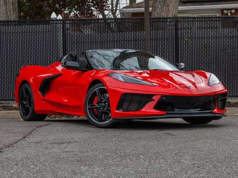 Used 2024 Chevrolet Corvette Stingray Preferred Conv w/ Z51 Performance Package image 11