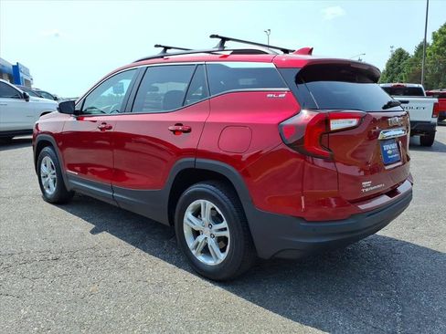 Used 2024 GMC Terrain SLE w/ Driver Convenience Package AWD/4WD image 5