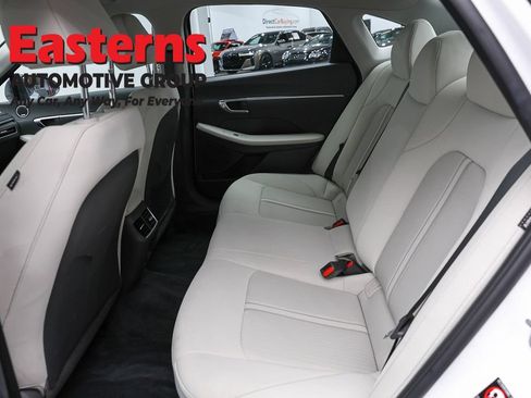 Used 2023 Hyundai Sonata SEL FWD image 22
