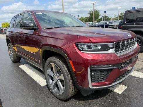 New 2026 Jeep Grand Cherokee Limited AWD/4WD image 3