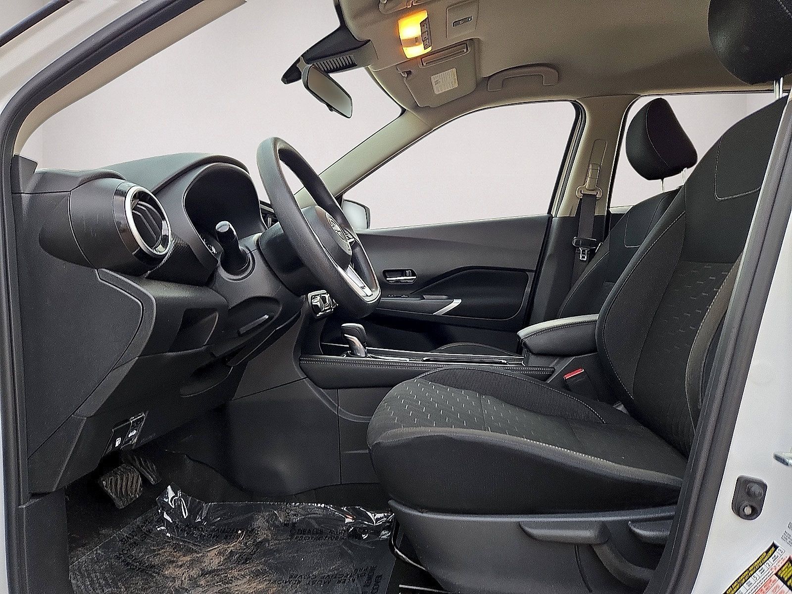 Used 2024 Nissan Kicks SV FWD image 23