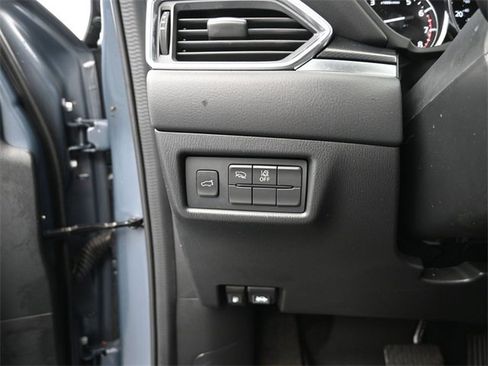 Certified 2023 MAZDA CX-5 Carbon Edition image 18