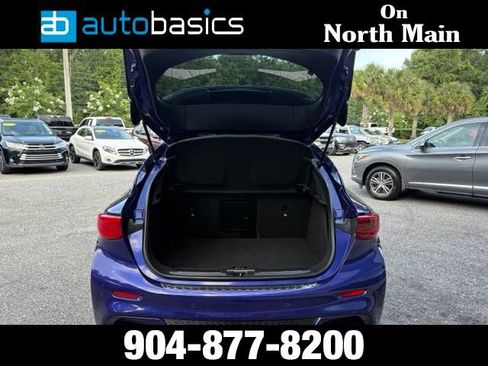 Used 2017 INFINITI QX30 Sport w/ Sport Leather Package FWD image 32