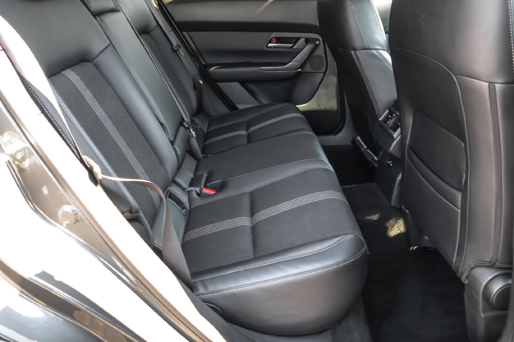 Used 2024 MAZDA CX-50 AWD 2.5 S w/ Preferred Package image 31