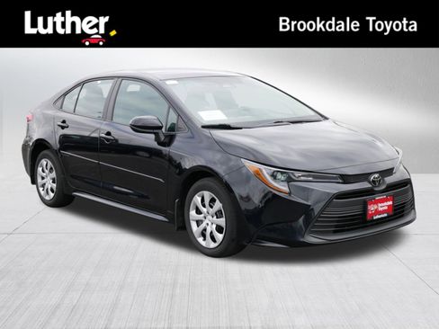 Certified 2024 Toyota Corolla LE FWD image 1