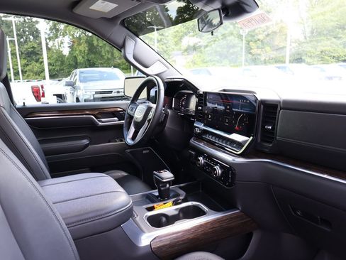 Certified 2025 GMC Sierra 1500 Elevation w/ Elevation Premium Package AWD/4WD image 44