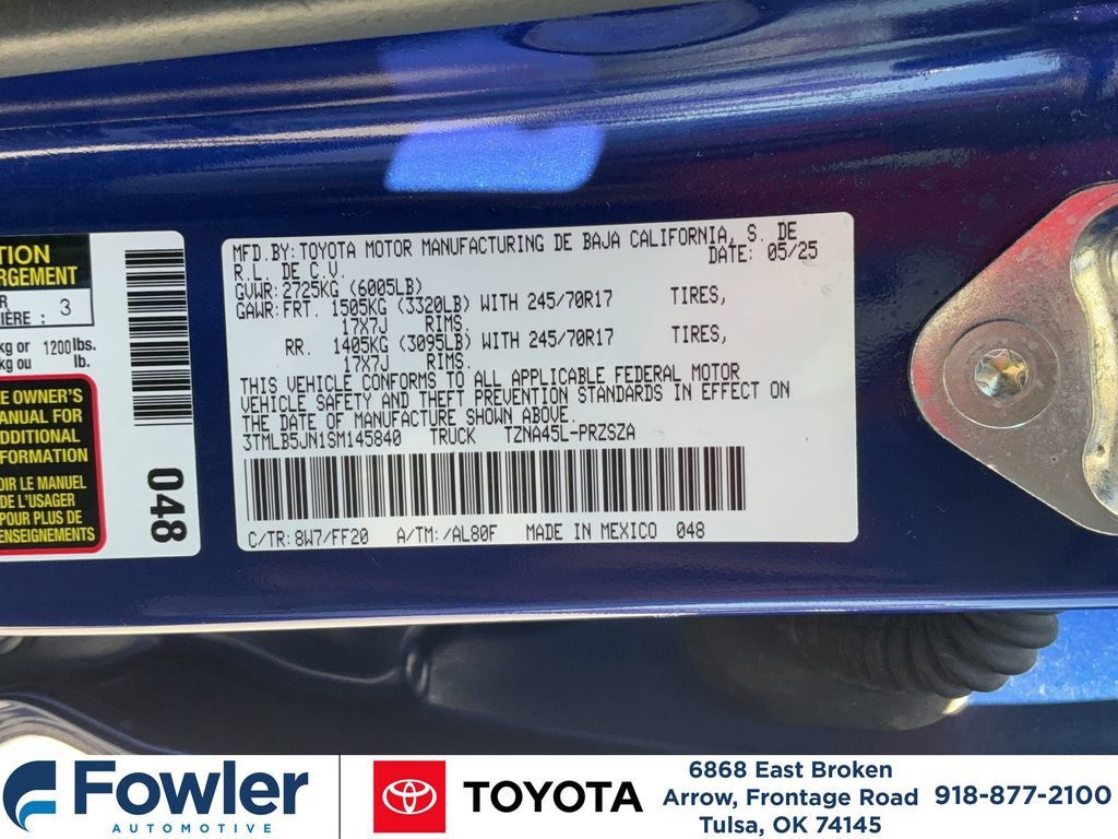Certified 2025 Toyota Tacoma SR5 w/ SR5 Upgrade Package AWD/4WD image 24