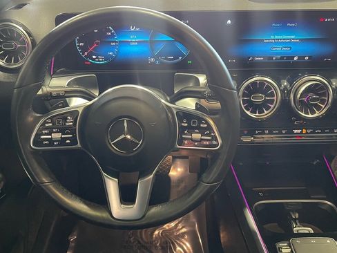 Used 2023 Mercedes-Benz EQB 300 4MATIC w/ Driver Assistance Package image 33