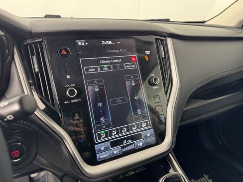 Used 2024 Subaru Outback Premium image 18