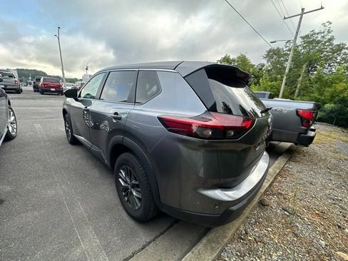 Used 2024 Nissan Rogue S FWD image 7
