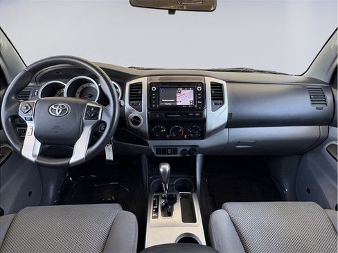 Used 2015 Toyota Tacoma 4x4 Double Cab w/ TRD Sport Package image 21