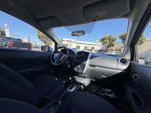 Used 2015 Nissan Versa Note SV FWD image 32