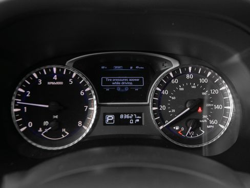 Used 2017 INFINITI QX60 Luxe w/ Premium Plus Package AWD/4WD image 16
