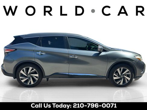Used 2016 Nissan Murano Platinum w/ Platinum Technology Package FWD image 2