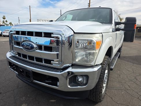 Used 2011 Ford F250 Lariat w/ Lariat Interior Pkg image 6