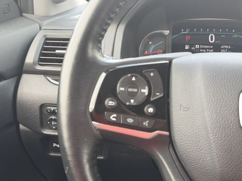 Used 2021 Honda Pilot Touring image 21
