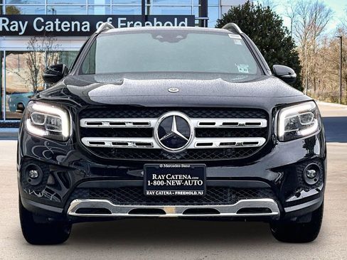 Certified 2022 Mercedes-Benz GLB 250 4MATIC image 3