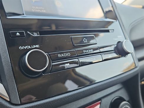 Used 2019 Subaru Crosstrek 2.0i Premium w/ Moonroof Package image 11