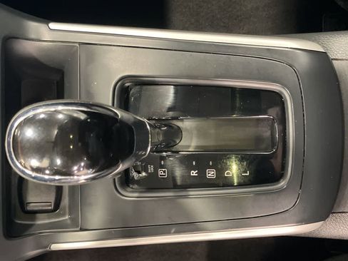 Used 2019 Nissan Sentra SV FWD image 15