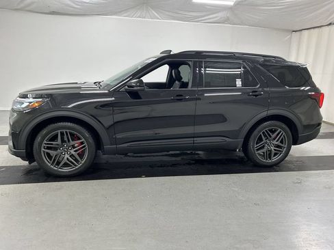 Used 2025 Ford Explorer ST w/ Sun And Sound Package AWD/4WD image 6