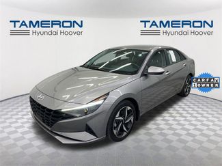 Used 2023 Hyundai Elantra SEL w/ Convenience Package video 1