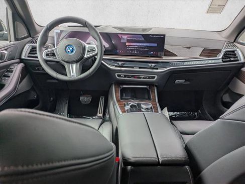 New 2026 BMW X5 xDrive50e w/ M Sport Package AWD/4WD image 15