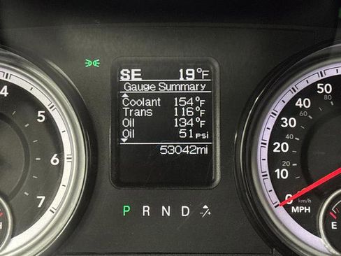 Used 2022 RAM 1500 Classic SLT image 6