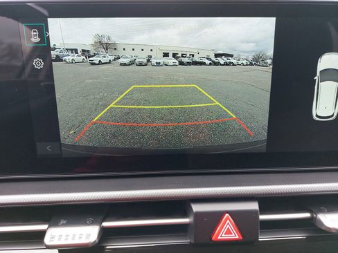 New 2026 Kia Sportage LX image 21