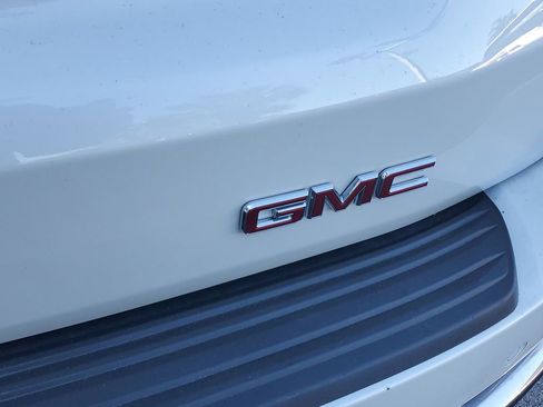 Certified 2025 GMC Yukon XL Denali w/ Denali Reserve Package image 31