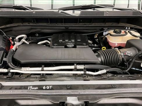 Used 2024 Chevrolet Silverado 1500 Custom image 9