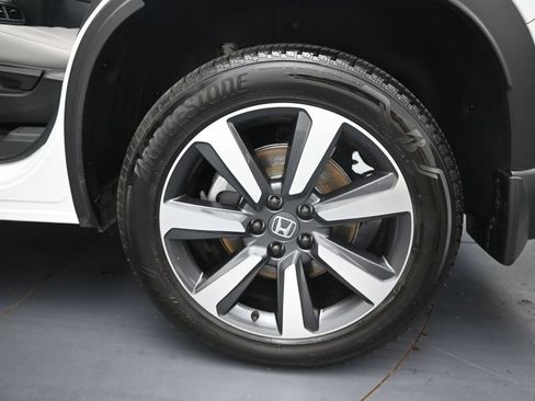 Used 2024 Honda Pilot Touring image 43