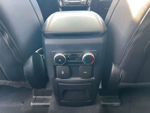 Used 2023 Ford Explorer ST-Line image 19