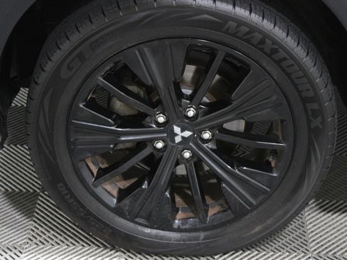 Used 2019 Mitsubishi Eclipse Cross LE AWD/4WD image 36