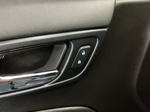 Used 2019 Chevrolet Tahoe Premier AWD/4WD image 23