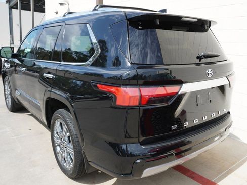 Used 2026 Toyota Sequoia Capstone image 4
