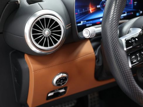 Used 2022 Mercedes-Benz SL 55 AMG 4MATIC image 20