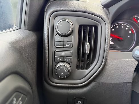 Used 2024 Chevrolet Silverado 1500 Custom AWD/4WD image 20