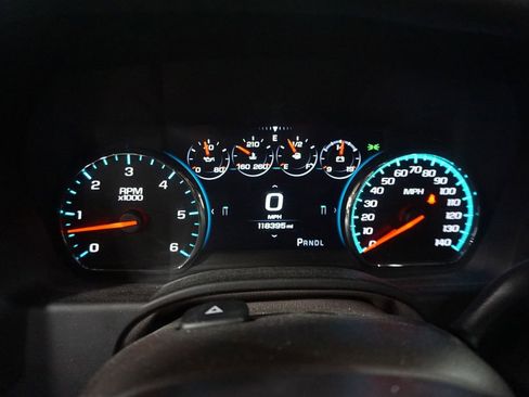 Used 2017 GMC Yukon Denali w/ Open Road Package AWD/4WD image 6