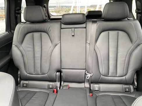 Used 2021 BMW X7 M50i w/ Executive Package AWD/4WD image 20